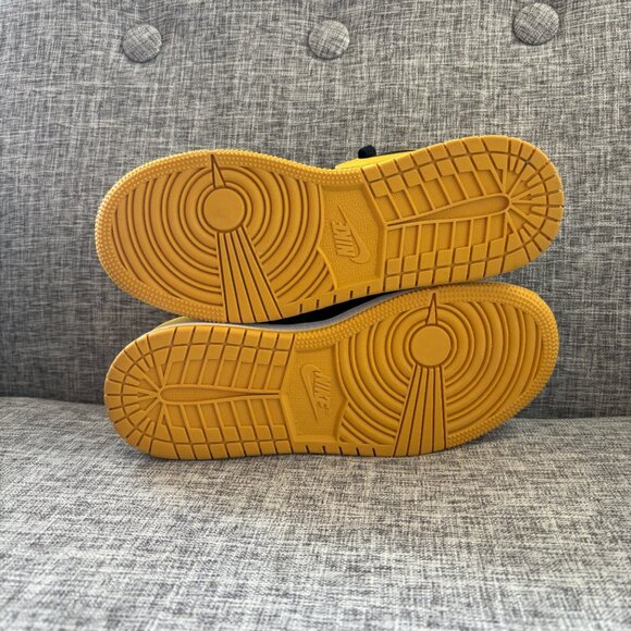 Jordan 1 Low Yellow/Black Ochre (GS) 553560-072 - Picture 4 of 8